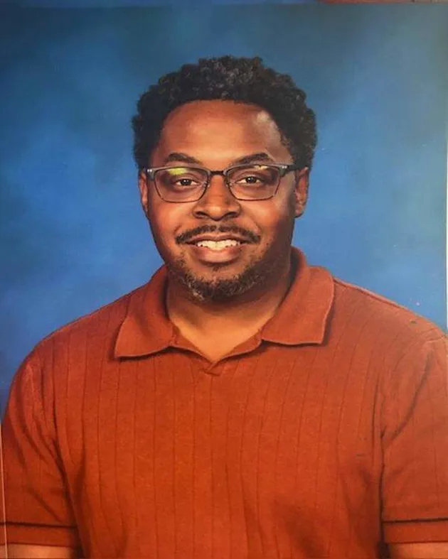 Dr. Robert Hill 