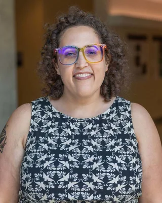 Dr. Holly Silverthorn 