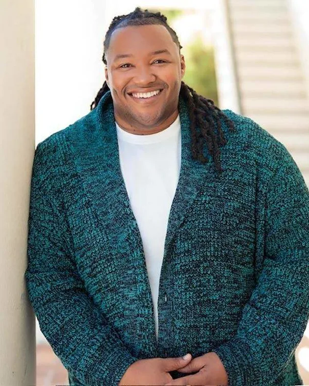 Dr. Julius Austin 