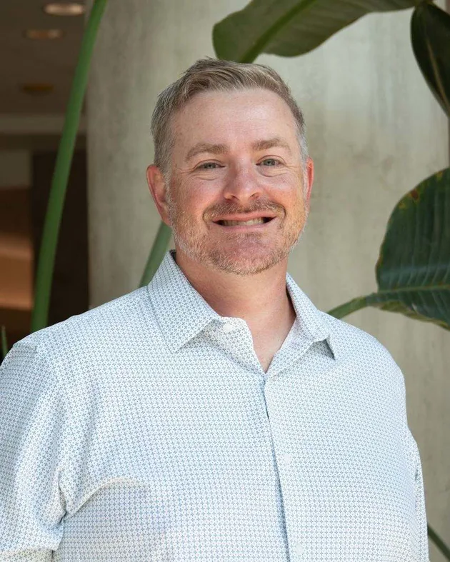 Dr. Justin Cook 